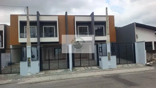 Sobrado com 3 Quartos à venda, 114m² no São Marcos, Joinville