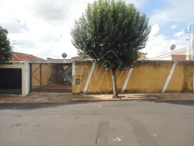 Casa com 4 Quartos à venda, 181m² no Centro, Araraquara