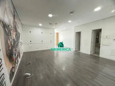 Sala Comercial para alugar, 69m² no Vila Cordeiro, São Paulo