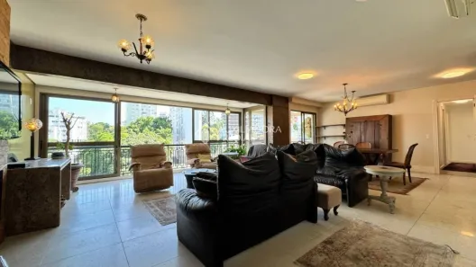 Apartamento com 3 Quartos à venda, 161m² no Moinhos de Vento, Porto Alegre