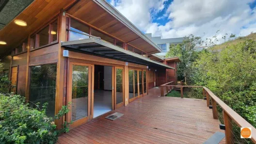 Casa com 3 Quartos para alugar, 285m² no Mirante da Mata, Nova Lima