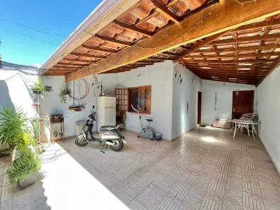 Casa com 3 Quartos à venda, 150m² no Lúcio de Abreu, Contagem