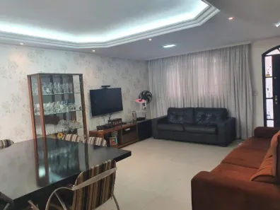 Sobrado com 3 Quartos à venda, 200m² no Vila Camilópolis, Santo André