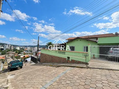 Casa com 4 Quartos para alugar, 142m² no Canta Galo, Rio do Sul