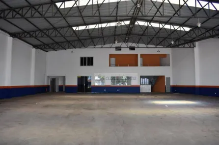 Galpão/Depósito/Armazém à venda, 700m² no Poção, Cuiabá