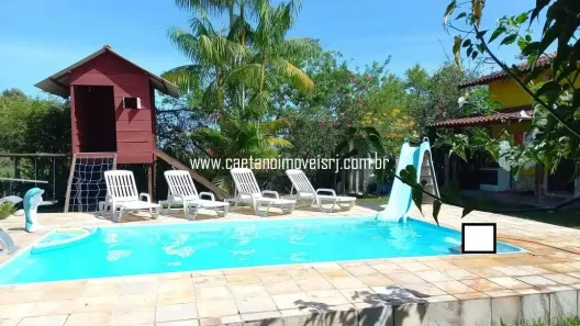 Fazenda/Sítio com 3 Quartos à venda, 2000m² no Centro (Sambaetiba), Itaboraí