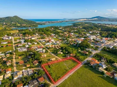 Lote/Terreno à venda, 777m² no Ibiraquera, Imbituba