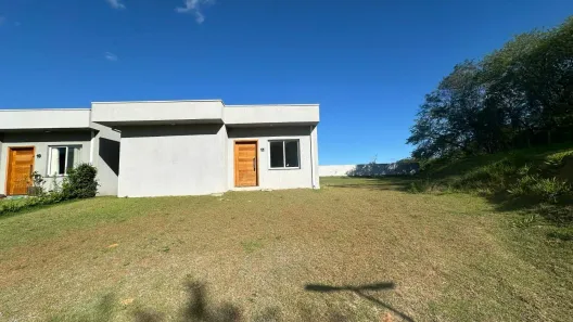 Casa com 3 Quartos à venda, 100m² no Estância Guararema, Guararema