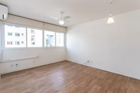 Apartamento com 3 Quartos à venda, 75m² no Passo da Areia, Porto Alegre