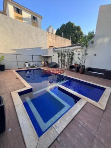 Sobrado com 4 Quartos à venda, 353m² no Vila Santo Antônio, Maringá