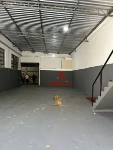 Galpão/Depósito/Armazém para alugar, 350m² no Parque São Domingos, São Paulo