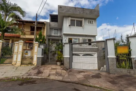 Casa com 3 Quartos à venda, 330m² no Sarandi, Porto Alegre