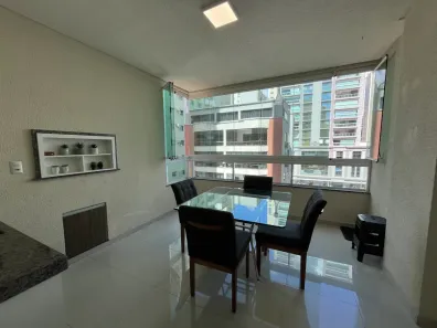 Apartamento com 4 Quartos à venda, 200m² no Meia Praia, Itapema