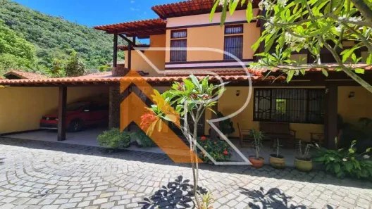 Casa com 5 Quartos à venda, 445m² no Itacoatiara, Niterói