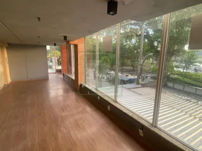 Ponto Comercial à venda, 57m² no São Francisco, Niterói