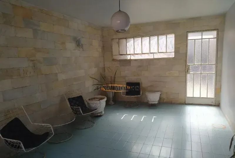 Casa com 3 quartos — Carlos Prates, Belo Horizonte
