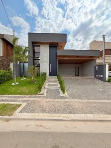 Casa com 3 Quartos à venda, 198m² no Jardins Nápoles, Senador Canedo