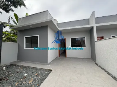 Casa com 2 Quartos à venda, 52m² no Meia Praia, Navegantes