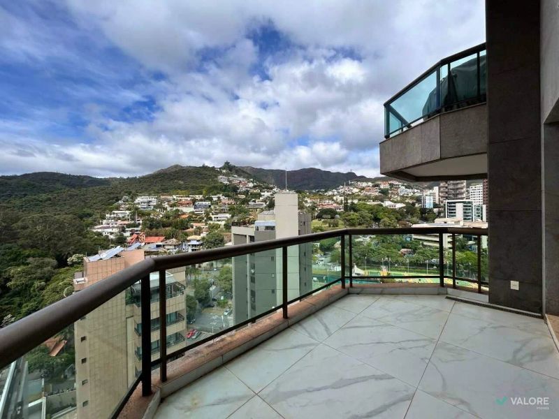 Apartamento com 4 quartos — Serra, Belo Horizonte