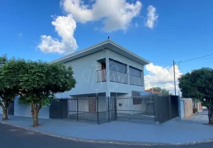 Sobrado com 4 Quartos à venda, 291m² no Jardim Tabapuã (Vila Xavier), Araraquara