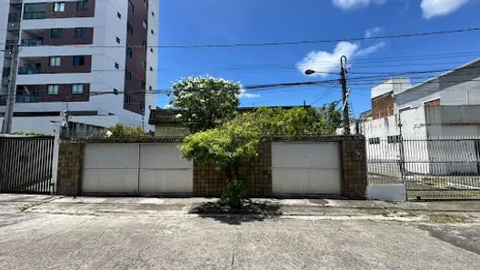Casa com 7 Quartos à venda, 300m² no Madalena, Recife