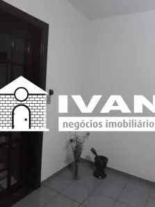 Casa com 3 Quartos à venda, 300m² no Jardim Patrícia, Uberlândia