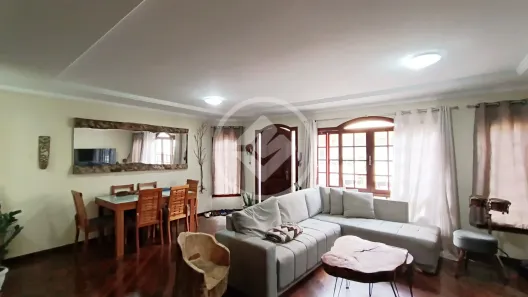 Casa com 5 Quartos à venda, 248m² no Alto, Teresópolis