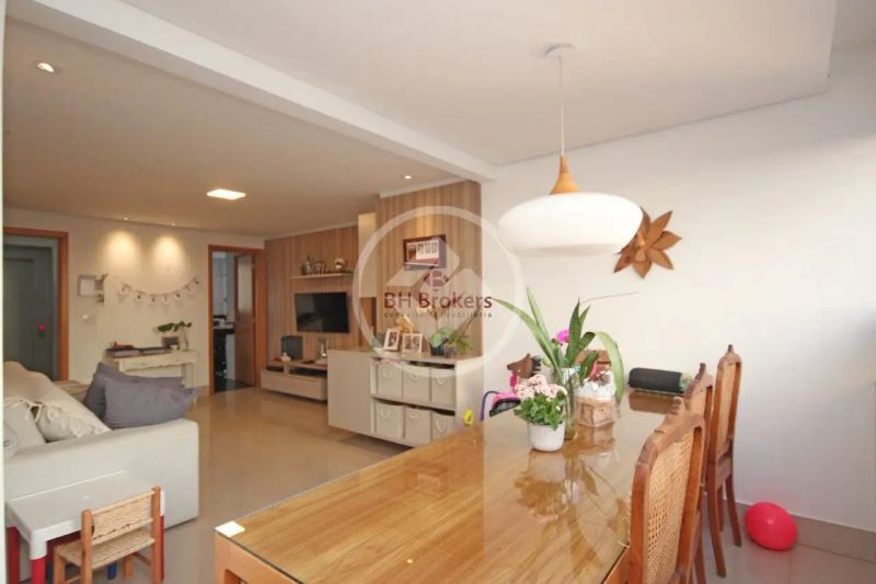 Apartamento com 3 quartos — Funcionários, Belo Horizonte
