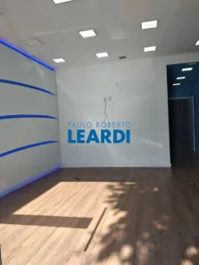Ponto Comercial para alugar, 200m² no Rio Pequeno, São Paulo