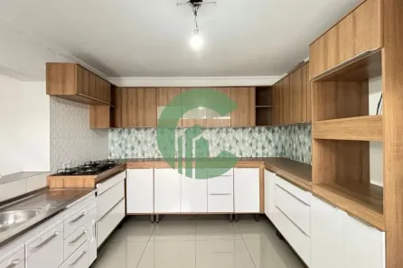 Sobrado com 2 Quartos para alugar, 162m² no Parque Oratório, Santo André