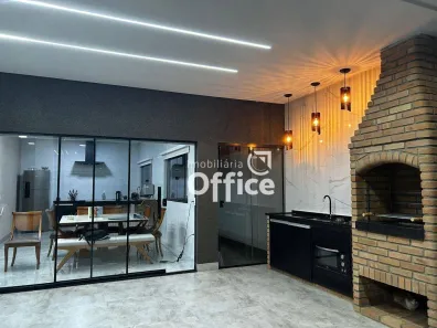 Sobrado com 3 Quartos à venda, 300m² no Residencial Ana Caroline, Anápolis