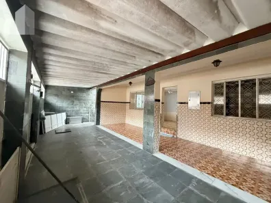 Casa com 4 Quartos à venda, 128m² no Califórnia, Nova Iguaçu
