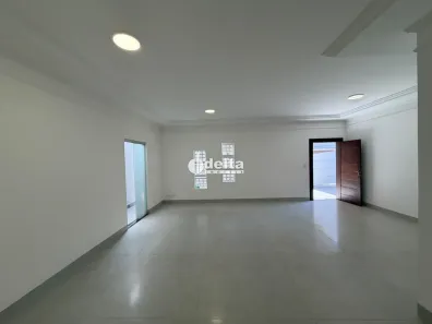 Casa com 4 Quartos à venda, 307m² no Lídice, Uberlândia