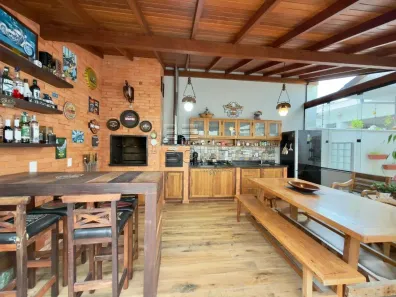 Casa com 4 Quartos à venda, 206m² no Coqueiros, Florianópolis