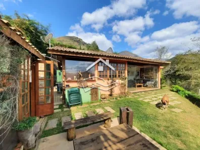 Casa de Condomínio com 2 Quartos à venda, 130m² no Cuiabá, Petrópolis