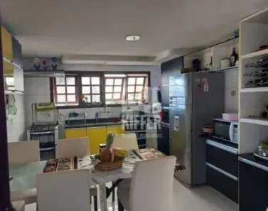Casa com 6 Quartos à venda, 400m² no Camboinhas, Niterói