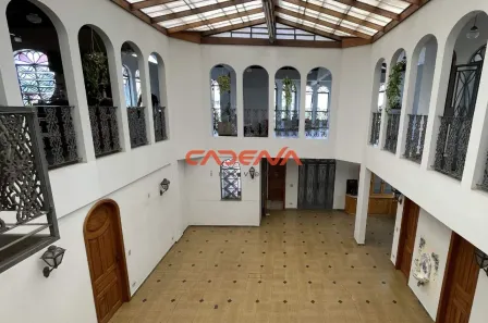Casa com 4 Quartos à venda, 507m² no Vista Alegre, Curitiba