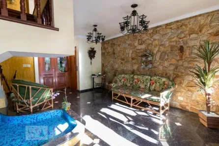 Casa com 3 Quartos para alugar, 450m² no Jardim Maia, Guarulhos
