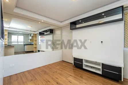 Apartamento com 2 Quartos para alugar, 42m² no Sítio Cercado, Curitiba