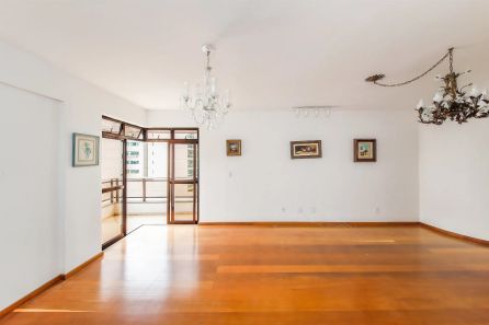 Apartamento com 3 Quartos à venda, 162m² no Teixeiras, Juiz de Fora