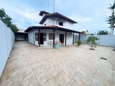 Casa com 4 Quartos à venda, 148m² no Lagoa da Conceição, Florianópolis