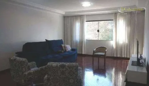 Sobrado com 3 Quartos à venda, 201m² no Pinheirinho, Santo André
