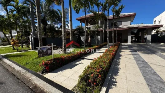 Casa de Condomínio com 6 Quartos à venda, 450m² no Tabatinga, Caraguatatuba
