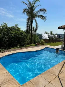 Fazenda/Sítio com 2 Quartos à venda, 180m² no Parque Varanguera, São Roque