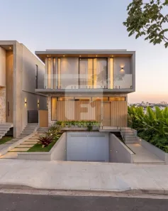 Casa com 3 Quartos à venda, 195m² no Itacorubi, Florianópolis