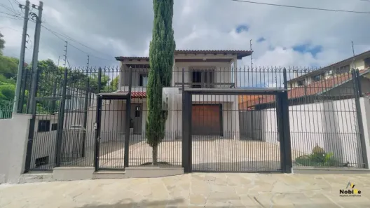 Casa com 3 Quartos à venda, 229m² no Salgado Filho, Caxias do Sul
