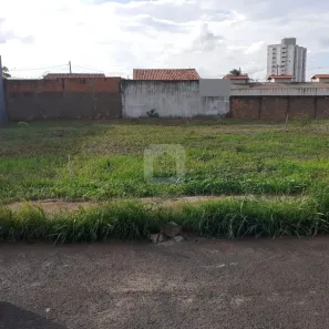 Lote/Terreno à venda, 250m² no Jardim Patrícia, Uberlândia