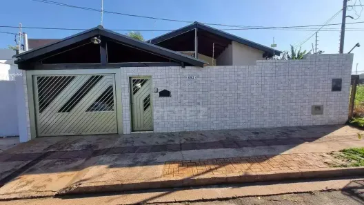 Casa com 3 Quartos à venda, 223m² no Vila Carlota, Campo Grande