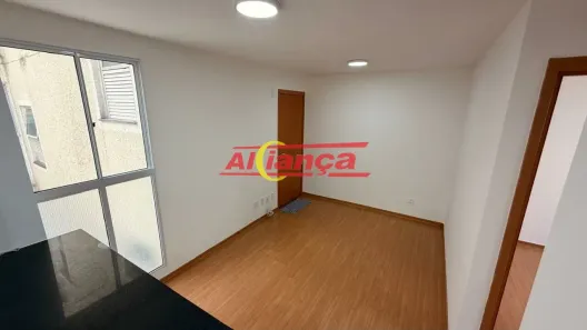 Apartamento com 2 Quartos para alugar, 38m² no Jardim Santo Expedito, Guarulhos