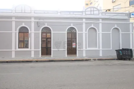 Prédio Comercial para alugar, 235m² no Centro, Pelotas